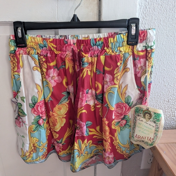 Aratta Silent Journey Independence Shirt And Matching Shorts Set - Picture 4 of 6